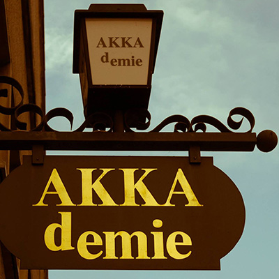 (c) Akka-pb.de